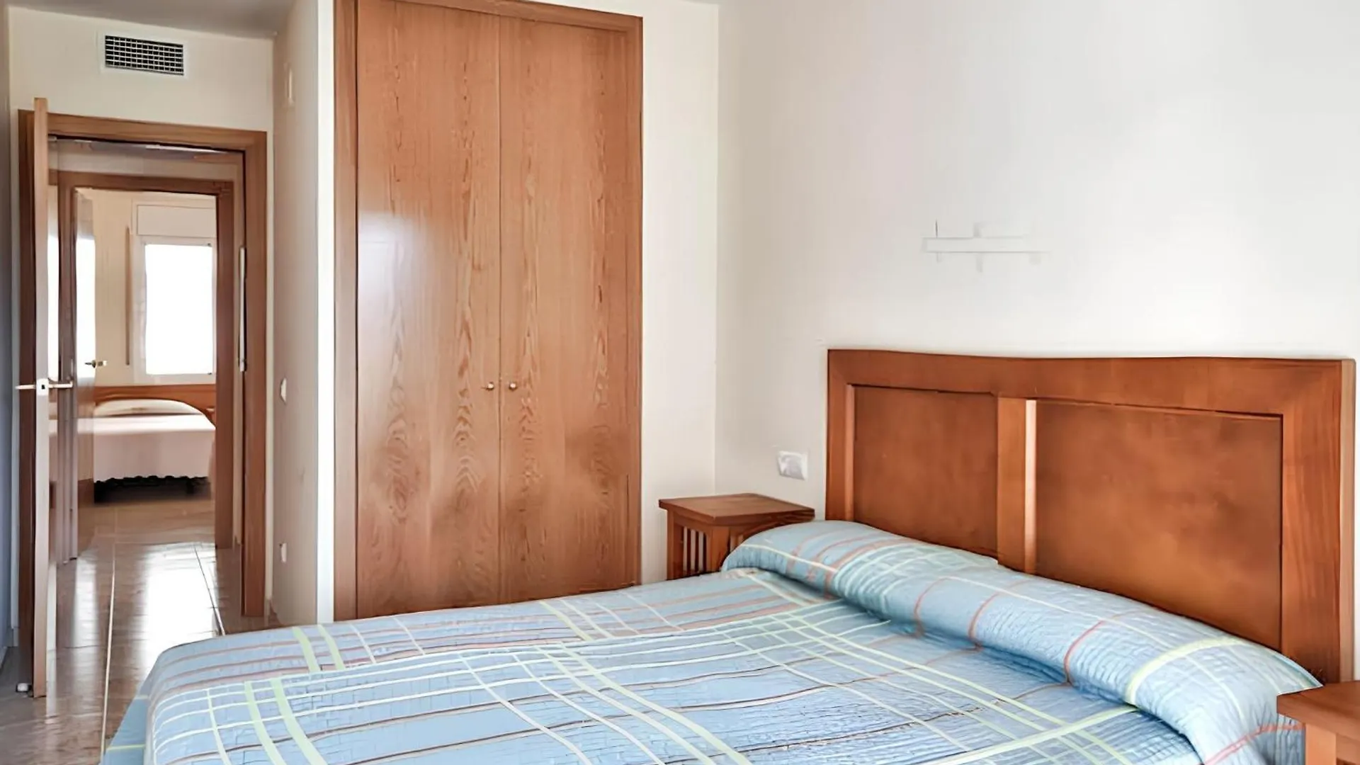 Cosy Apartment Near Platja De La Pineda With Shared Pool Spagna