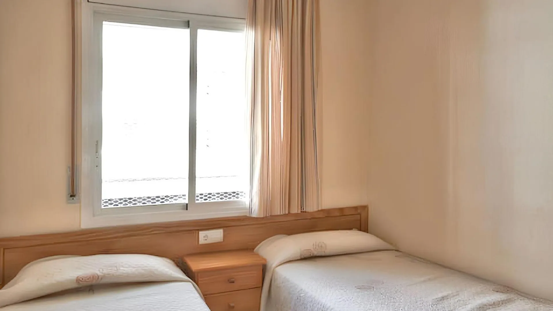 Cosy Apartment Near Platja De La Pineda With Shared Pool Hiszpania