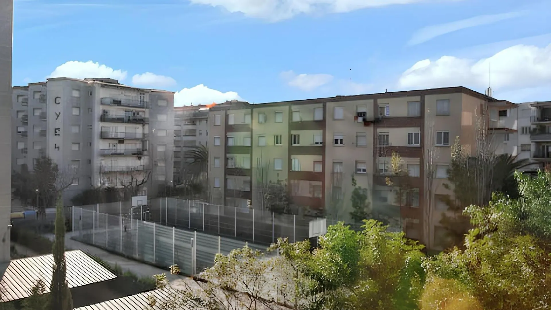 Cosy Apartment Near Platja De La Pineda With Shared Pool